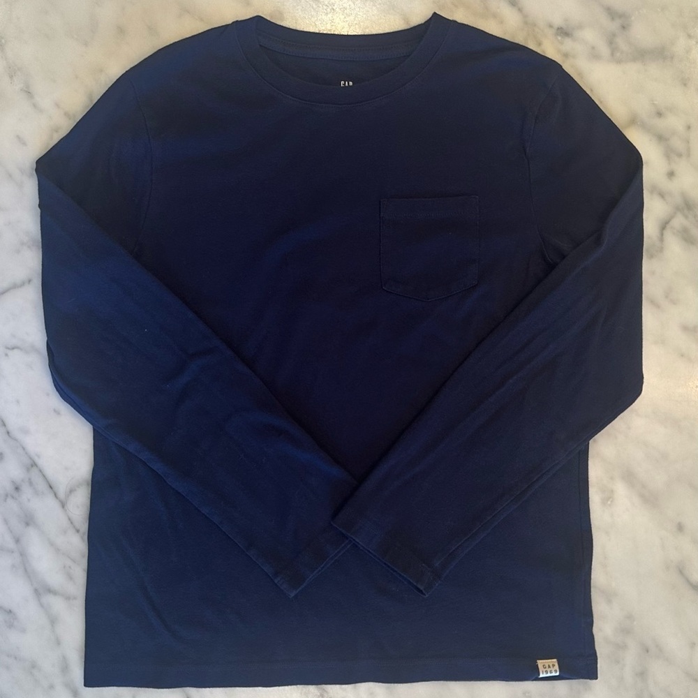 GAP navy blue cotton long sleeve t-shirt - Youth Large